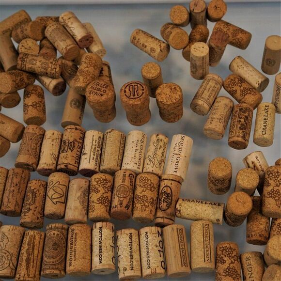 Used Wine Corks for Crafts Lot of 120+ Red White Wine Corks - Picture 4 of 8